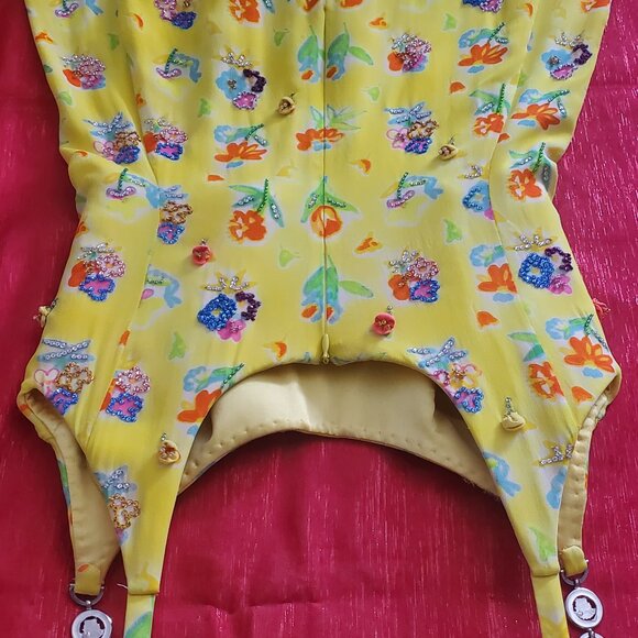 1996 GIANNI VERSACE vintage yellow dress - Picture 7 of 13